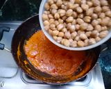 A picture of step 9 of Amritsari chole.