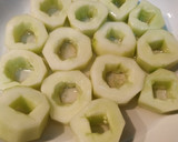 Foto del paso 2 de la receta: Falso sushi de pepino, salmón y atún