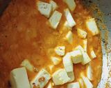A picture of step 3 of Paneer lababdar.