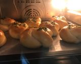 Foto langkah ke 7 dari resep Roti Daun Bawang Taiwan.