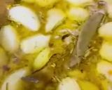 A picture of step 4 of GARLIC 🧄 CONFIT.