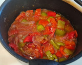 Foto del paso 7 de la receta: Albóndigas de pavo en salsa de pimientos verdes y rojos