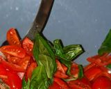 Foto del passaggio 6 della ricetta Pasta al Polpo con Olive Taggiasche, Datterino e Bottarga di Tonno Rosso