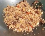 Foto langkah ke 2 dari resep Nasi Goreng Daging Kare.