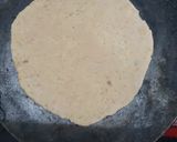 A picture of step 3 of Khoya sweet chapati.