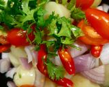 A picture of step 1 of Aloo Kasundi.