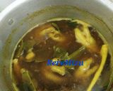 Foto langkah ke 2 dari resep Ceker ayam masak kecap tiram.