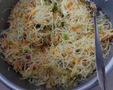 Foto langkah ke 3 dari resep Martabak Mie Madura.