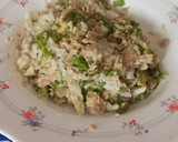 Foto del paso 4 de la receta: 🍚🥑Ensalada de arroz con atún, aguacate, cebolla y lechuga.🥬