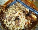 Foto langkah ke 4 dari resep Sarden Campur Mie Instan.