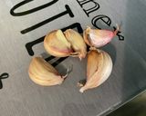 Une image de l'étape 2 de Pommes de terre rouges à l'ail rose et herbes de Provence.