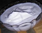 A picture of step 4 of Cream cheese spread.