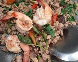 รูปขั้นตอนการทำที่ 4 ของ กะเพรากุ้งหมูสับ