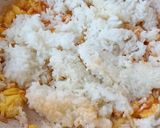 Foto langkah ke 2 dari resep Nasi Goreng Saus Tomat.