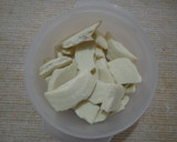 Foto del paso 1 de la receta: Decoración de chocolate blanco para postre "reflexión"