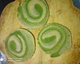 A picture of step 8 of Tricolour puri.