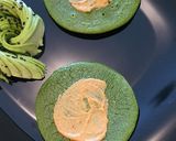 Une image de l'étape 6 de Pancakes aux épinards façon Burger.