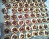 Foto langkah ke 4 dari resep Bluberry thumprint.