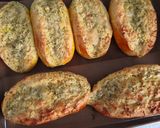 Foto langkah ke 10 dari resep Garlic Cheese Bread Ekonomis.