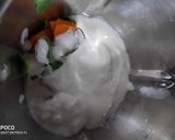 A picture of step 4 of Carrot Yogurt Sunshine smoothie.