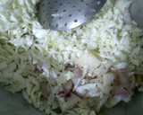 முட்டை கோஸ் சட்னி (Muttaikosh chutney recipe in tamil) ரெசிபி ஸ்டேப் 3 புகைப்படம்