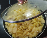 Foto del paso 2 de la receta: Tortilla de patata con tacos de jamón serrano