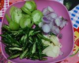 Foto langkah ke 3 dari resep Tumis cumi asin campur petai..