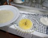 Foto langkah ke 4 dari resep Bekal Cihuy Si Kecil: noodles roll, potato cheese balls and yumyum salad 👦👧 (sosis otak-otak gulung mie, bola-bola kentang keju dan salad sayuran yumyum).