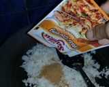 Foto langkah ke 1 dari resep Nasi goreng rasa ayam.