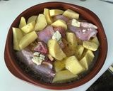 Foto del paso 2 de la receta Muslos rellenos de queso roquefort con coñac al horno
