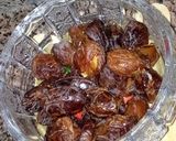 صورة لخطوة 1 من وصفة تمر محشي جوز قلب 🥰❤️