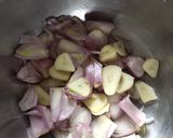 A picture of step 1 of Curry Veggies.