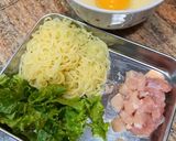 รูปขั้นตอนการทำที่ 2 ของ บะหมี่คั่วไก่ สำหรับเด็ก blw