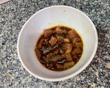 Foto del paso 2 de la receta: Tartar de atún sobre cama de brocomole