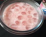 Foto langkah ke 2 dari resep Es Agar-agar Cocopandan.