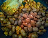 Foto del paso 5 de la receta: Chorizos con alubias (frijol cargamento)
