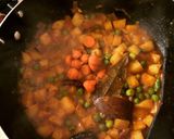 A picture of step 6 of Olkopi Koraishutir Ghonto (Kohlrabi / Knol Kohl & Green Peas Curry - Bong style).