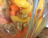 Foto del paso 2 de la receta: Salmorejo de zanahorias