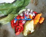 Foto langkah ke 3 dari resep 16. Tumis Terasi Daun Singkong Deva #BikinRamadhanBerkesan.
