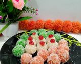 नारियल लड्डू (Nariyal Laddu recipe in Hindi) रेसिपी चरण 5 फोटो