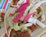 Foto del paso 4 de la receta: Taquitos de chorizo con soya 😋