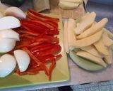 Foto del paso 1 de la receta: Colita al horno con papas