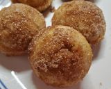 A picture of step 6 of Churro Muffins.