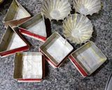 A picture of step 6 of Cup pies.