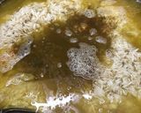 A picture of step 5 of Chicken yakhni pulao.