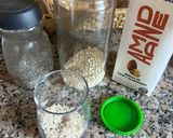 Foto del paso 1 de la receta: Avena trasnochada y algo más 🫙