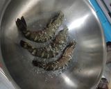 รูปขั้นตอนการทำที่ 2 ของ กุ้งลายเสืออบเกลือ