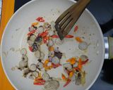 Foto langkah ke 3 dari resep Tumis Kangkung Saos Tiram #dapurelbeweek16.