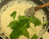 A picture of step 7 of Prawn white pasta (veggie).