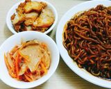 Hình bước làm 4 của món Mỳ tương đen